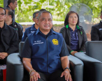 ผู้ว่าฯ สุราษฎร์ธานี นำบริการรัฐถึงชุมชน เปิดโครงการ ‘บำบัดท ... พารามิเตอร์รูปภาพ 116