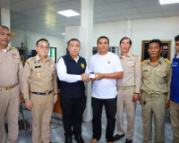 ผู้ว่าฯ สุราษฎร์ธานี นำบริการรัฐถึงชุมชน เปิดโครงการ ‘บำบัดท ... พารามิเตอร์รูปภาพ 124
