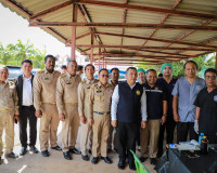 ผู้ว่าฯ สุราษฎร์ธานี นำบริการรัฐถึงชุมชน เปิดโครงการ ‘บำบัดท ... พารามิเตอร์รูปภาพ 126