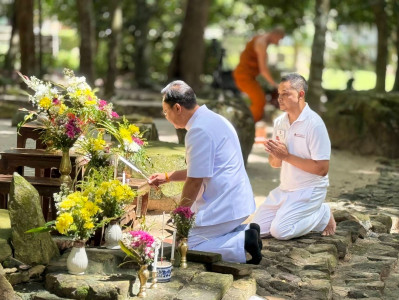 รองผู้ว่าราชการจังหวัดสุราษฎร์ธานี เป็นประธาน ฝ่ายฆราวาสในพิ ... พารามิเตอร์รูปภาพ 1