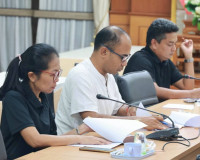 รองผู้ว่าราชการจังหวัดสุราษฎร์ธานี เป็นประธาน การประชุมคณะอน ... พารามิเตอร์รูปภาพ 4