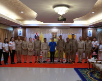 รองผู้ว่าฯ สุราษฎร์ธานี มอบสิ่งของพระราชทานมูลนิธิราชประชานุ ... พารามิเตอร์รูปภาพ 18