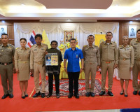 รองผู้ว่าฯ สุราษฎร์ธานี มอบสิ่งของพระราชทานมูลนิธิราชประชานุ ... พารามิเตอร์รูปภาพ 19