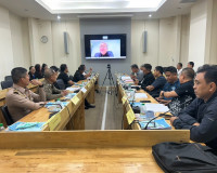 รองผู้ว่าราชการจังหวัดสุราษฎร์ธานี เป็นประธานการประชุมคณะกรร ... พารามิเตอร์รูปภาพ 3
