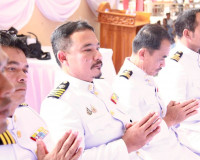 พระบาทสมเด็จพระเจ้าอยู่หัว ทรงพระกรุณาโปรดพระราชทานผ้าไตร น้ ... พารามิเตอร์รูปภาพ 9