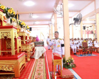 พระบาทสมเด็จพระเจ้าอยู่หัว ทรงพระกรุณาโปรดพระราชทานผ้าไตร น้ ... พารามิเตอร์รูปภาพ 59