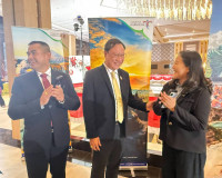 รองผู้ว่าราชการจังหวัดสุราษฎร์ธานี เข้าร่วมงานเลี้ยงฉลอง เนื ... พารามิเตอร์รูปภาพ 4
