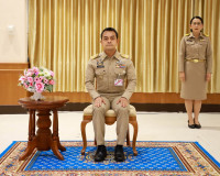 รองผู้ว่าฯ สุราษฎร์ธานี เป็นประธานพิธีมอบทุนการศึกษามูลนิธิค ... พารามิเตอร์รูปภาพ 17