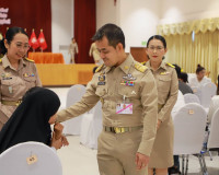 รองผู้ว่าฯ สุราษฎร์ธานี เป็นประธานพิธีมอบทุนการศึกษามูลนิธิค ... พารามิเตอร์รูปภาพ 26