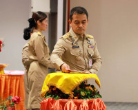 รองผู้ว่าฯ สุราษฎร์ธานี เป็นประธานพิธีมอบทุนการศึกษามูลนิธิค ... พารามิเตอร์รูปภาพ 31