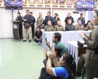 รอง ผบ.ตร. ลงพื้นที่สุราษฎร์ธานี ผนึกกำลังร่วมกรมการปกครองแล ... พารามิเตอร์รูปภาพ 15