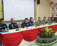 รอง ผบ.ตร. ลงพื้นที่สุราษฎร์ธานี ผนึกกำลังร่วมกรมการปกครองแล ... พารามิเตอร์รูปภาพ 22
