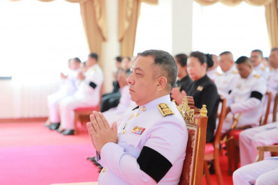 จังหวัดสุราษฎร์ธานี จัดพิธีบำเพ็ญกุศลและทำบุญตักบาตร ในวาระค ... พารามิเตอร์รูปภาพ 1