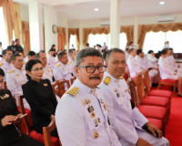 จังหวัดสุราษฎร์ธานี จัดพิธีบำเพ็ญกุศลและทำบุญตักบาตร ในวาระค ... พารามิเตอร์รูปภาพ 2