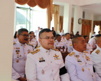 จังหวัดสุราษฎร์ธานี จัดพิธีบำเพ็ญกุศลและทำบุญตักบาตร ในวาระค ... พารามิเตอร์รูปภาพ 6