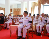 จังหวัดสุราษฎร์ธานี จัดพิธีบำเพ็ญกุศลและทำบุญตักบาตร ในวาระค ... พารามิเตอร์รูปภาพ 11