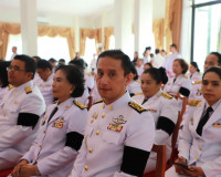 จังหวัดสุราษฎร์ธานี จัดพิธีบำเพ็ญกุศลและทำบุญตักบาตร ในวาระค ... พารามิเตอร์รูปภาพ 20