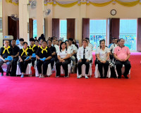 รองผู้ว่าราชการจังหวัดสุราษฎร์ธานี เป็นประธานกล่าวเปิดและให้ ... พารามิเตอร์รูปภาพ 9
