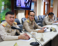 ผู้ว่าฯ สุราษฎร์ธานี ประชุมนายอำเภอ หัวหน้าส่วนราชการ และหัว ... พารามิเตอร์รูปภาพ 4