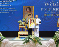 สุราษฎร์ธานีจัดพิธีมอบเงินพระราชทานขวัญถุงกองทุนแม่ของแผ่นดิ ... พารามิเตอร์รูปภาพ 72
