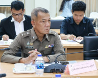 ผู้ว่าฯ สุราษฎร์ธานี ประชุมคณะกรรมการขับเคลื่อนการต่อต้านการ ... พารามิเตอร์รูปภาพ 30