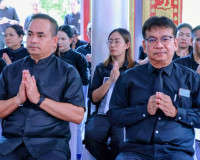 รองผู้ว่าราชการจังหวัดสุราษฎร์ธานี เป็นประธาน ในพิธีสวดพระพุ ... พารามิเตอร์รูปภาพ 8