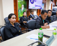 ผู้ว่าฯ สุราษฎร์ธานี ประชุมติดตามสถานการณ์บุคคลต่างด้าวประกอ ... พารามิเตอร์รูปภาพ 2