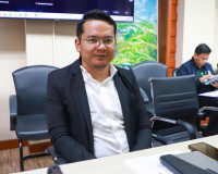ผู้ว่าฯ สุราษฎร์ธานี ประชุมติดตามสถานการณ์บุคคลต่างด้าวประกอ ... พารามิเตอร์รูปภาพ 3