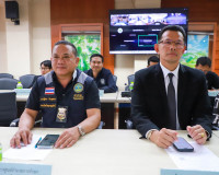 ผู้ว่าฯ สุราษฎร์ธานี ประชุมติดตามสถานการณ์บุคคลต่างด้าวประกอ ... พารามิเตอร์รูปภาพ 7