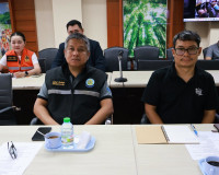 ผู้ว่าฯ สุราษฎร์ธานี ร่วมประชุมติดตามสถานการณ์และการให้ความช ... พารามิเตอร์รูปภาพ 7