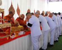 จังหวัดสุราษฎร์ธานีจัดพิธีทำบุญตักบาตรถวายพระราชกุศล เนื่องใ ... พารามิเตอร์รูปภาพ 5