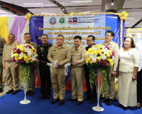 ผู้ว่าฯ สุราษฎร์ธานี เปิดกิจกรรมเฉลิมพระเกียรติพระบาทสมเด็จพ ... พารามิเตอร์รูปภาพ 3