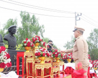 ผู้ว่าราชการจังหวัดสุราษฎร์ธานี เป็นประธานในกิจกรรมเทิดพระเก ... พารามิเตอร์รูปภาพ 5