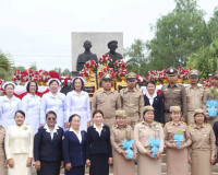 ผู้ว่าราชการจังหวัดสุราษฎร์ธานี เป็นประธานในกิจกรรมเทิดพระเก ... พารามิเตอร์รูปภาพ 8