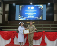 ผู้ว่าราชการจังหวัดสุราษฎร์ธานี เป็นประธานในกิจกรรมเทิดพระเก ... พารามิเตอร์รูปภาพ 22