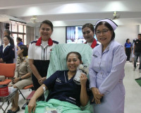 ผู้ว่าราชการจังหวัดสุราษฎร์ธานี เป็นประธานในกิจกรรมเทิดพระเก ... พารามิเตอร์รูปภาพ 27