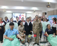 ผู้ว่าราชการจังหวัดสุราษฎร์ธานี เป็นประธานในกิจกรรมเทิดพระเก ... พารามิเตอร์รูปภาพ 30