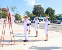 ข้าราชการและประชาชนจังหวัดสุราษฎร์ธานีพร้อมใจร่วมพิธีวางพวงม ... พารามิเตอร์รูปภาพ 7