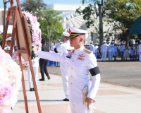 ข้าราชการและประชาชนจังหวัดสุราษฎร์ธานีพร้อมใจร่วมพิธีวางพวงม ... พารามิเตอร์รูปภาพ 8