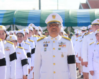 ข้าราชการและประชาชนจังหวัดสุราษฎร์ธานีพร้อมใจร่วมพิธีวางพวงม ... พารามิเตอร์รูปภาพ 12