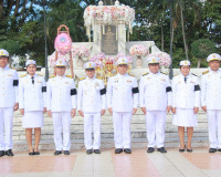 ข้าราชการและประชาชนจังหวัดสุราษฎร์ธานีพร้อมใจร่วมพิธีวางพวงม ... พารามิเตอร์รูปภาพ 16