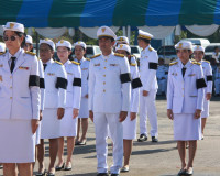 ข้าราชการและประชาชนจังหวัดสุราษฎร์ธานีพร้อมใจร่วมพิธีวางพวงม ... พารามิเตอร์รูปภาพ 22
