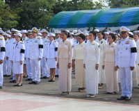 ข้าราชการและประชาชนจังหวัดสุราษฎร์ธานีพร้อมใจร่วมพิธีวางพวงม ... พารามิเตอร์รูปภาพ 29