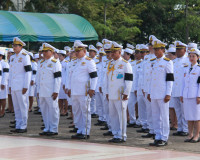 ข้าราชการและประชาชนจังหวัดสุราษฎร์ธานีพร้อมใจร่วมพิธีวางพวงม ... พารามิเตอร์รูปภาพ 43