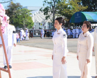ข้าราชการและประชาชนจังหวัดสุราษฎร์ธานีพร้อมใจร่วมพิธีวางพวงม ... พารามิเตอร์รูปภาพ 53