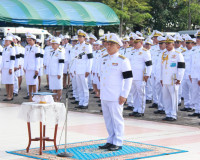 ข้าราชการและประชาชนจังหวัดสุราษฎร์ธานีพร้อมใจร่วมพิธีวางพวงม ... พารามิเตอร์รูปภาพ 57