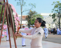 ข้าราชการและประชาชนจังหวัดสุราษฎร์ธานีพร้อมใจร่วมพิธีวางพวงม ... พารามิเตอร์รูปภาพ 64