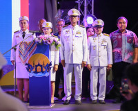 ผู้ว่าฯ สุราษฎร์ธานี เป็นประธานพิธีฉลองถ้วยพระราชทานฯ สืบสาน ... พารามิเตอร์รูปภาพ 4