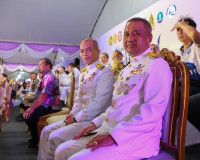 ผู้ว่าฯ สุราษฎร์ธานี เป็นประธานพิธีฉลองถ้วยพระราชทานฯ สืบสาน ... พารามิเตอร์รูปภาพ 7