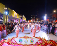 ผู้ว่าฯ สุราษฎร์ธานี เป็นประธานพิธีฉลองถ้วยพระราชทานฯ สืบสาน ... พารามิเตอร์รูปภาพ 42
